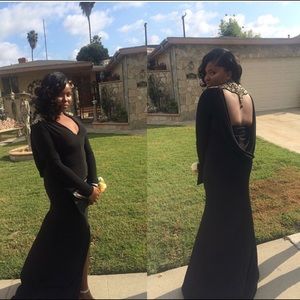 Beautiful Classy Simple Gown😍